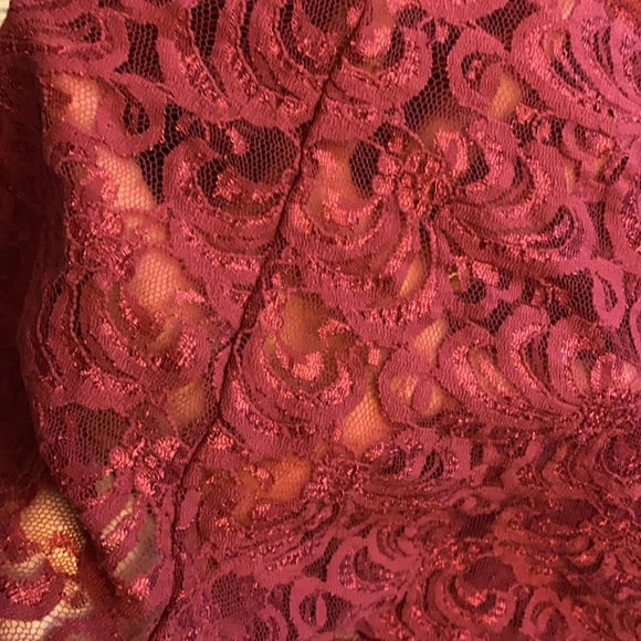 LACE intimate 🌸🌸 - Picture 3 of 4